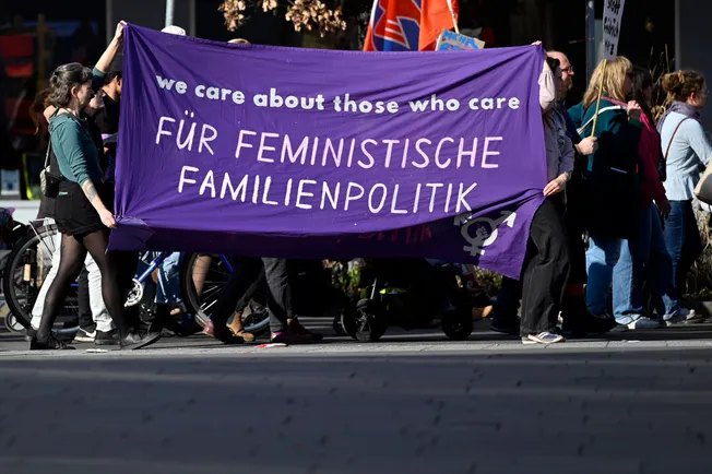 »Die produktive Wirtschaft lebt völlig parasitär von der Fürsorge«