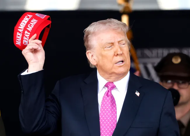 Trump will Big Tech die Macht über den Dollar geben