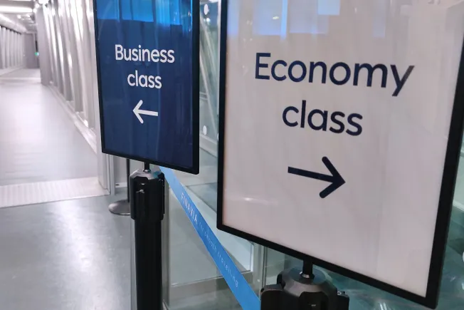 Abgeordnete erlauben sich mehr Business-Class-Flüge