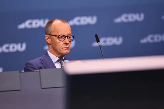 Merz’ Scheindebatten führen nicht aus der Krise