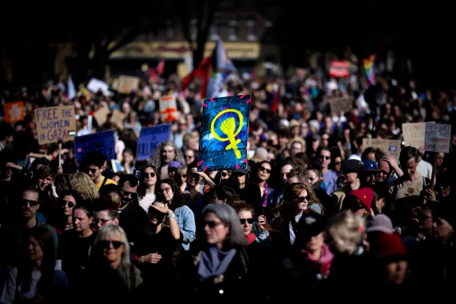 Feministischer Kampftag: Der Alltag läuft, weil migrantische Frauen ihn tragen